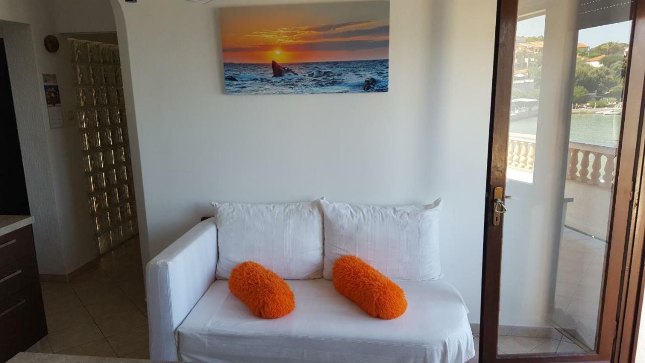 Apartmani Marenda Супетарска Драга Екстериор снимка
